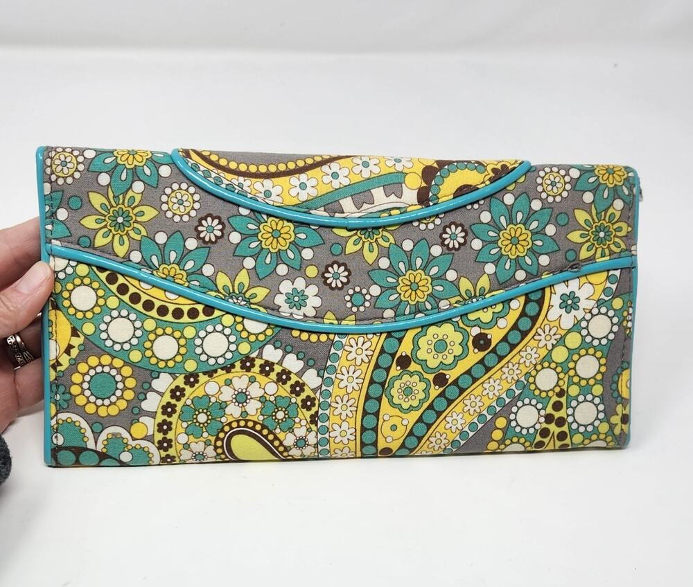 Vera Bradley Lemon Parfait Trifold Wallet